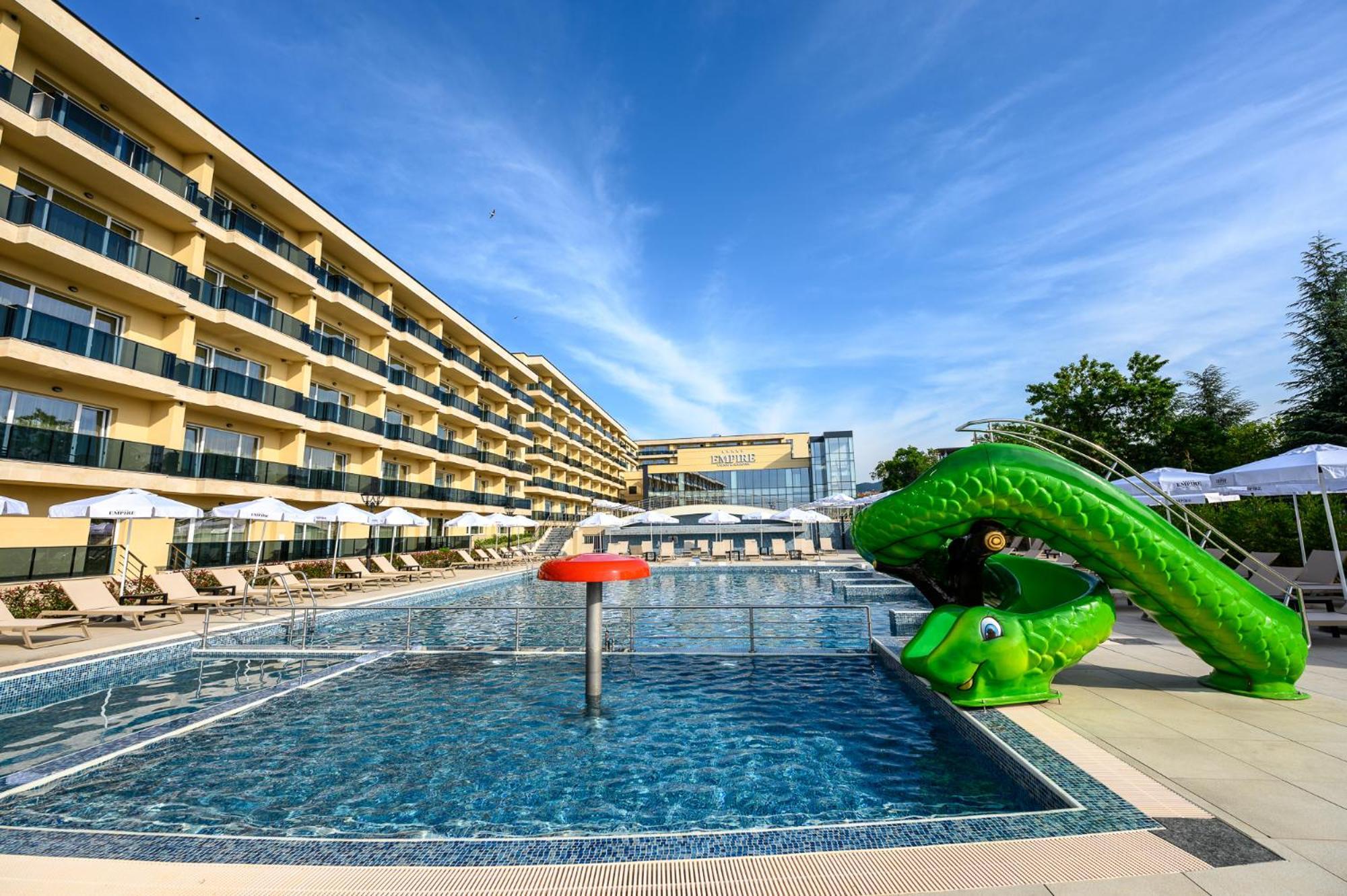 Empire Balneo & Spa Hotel Hisarya Buitenkant foto