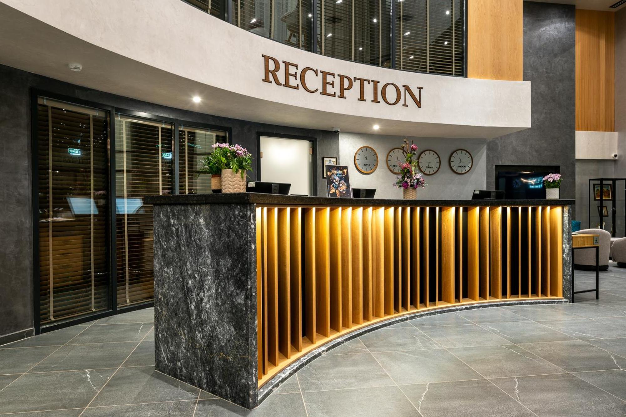 Empire Balneo & Spa Hotel Hisarya Buitenkant foto